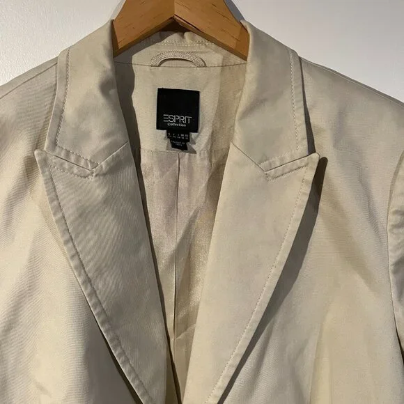 Jacket - Picture 2 of 3